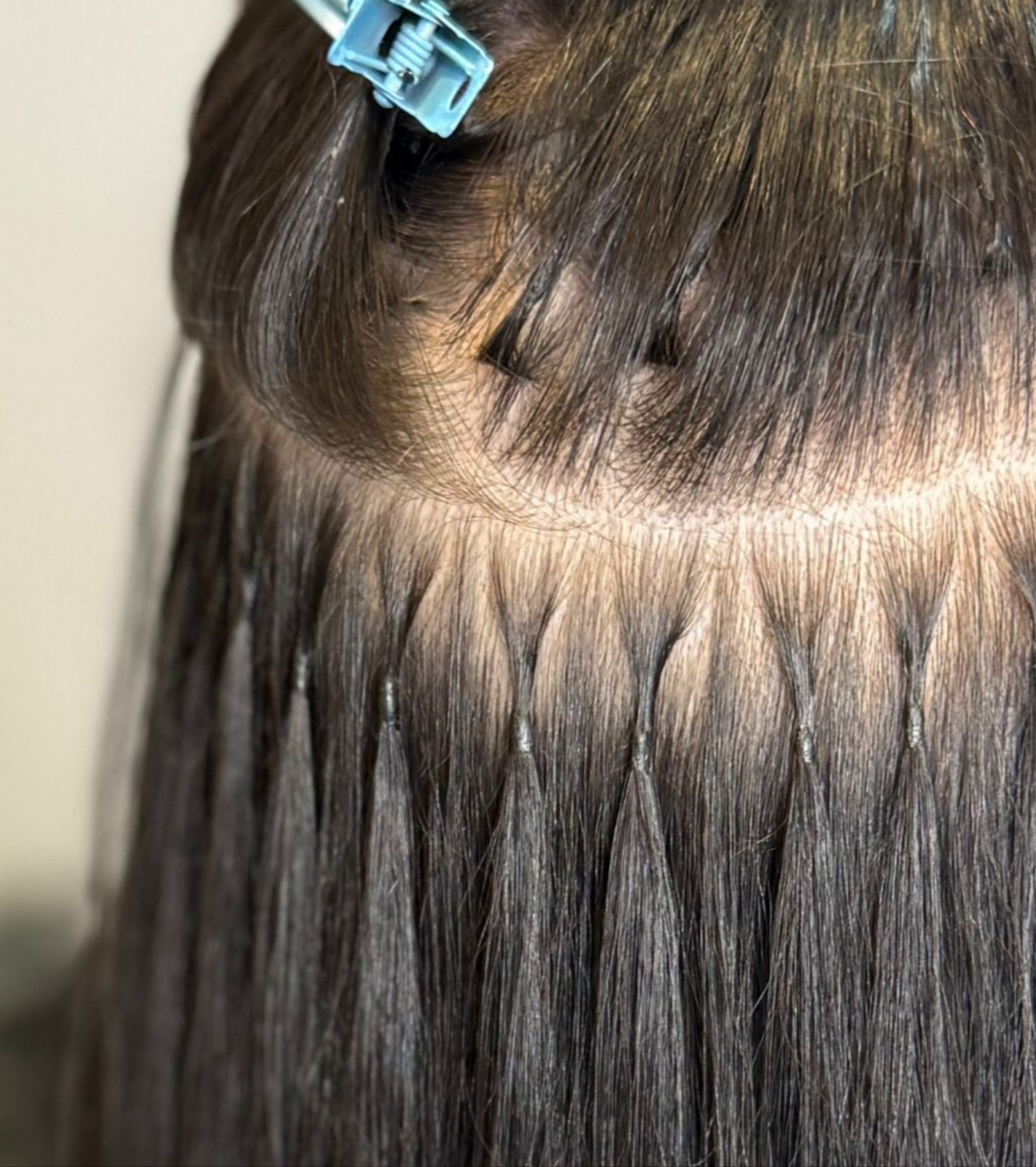 Capsule hair extensions